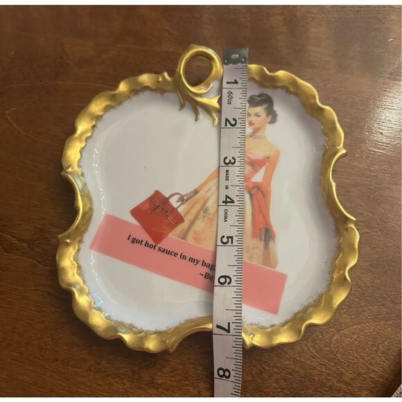 Beyonce and Birkins Decorative Plate - Picture 3 of 4